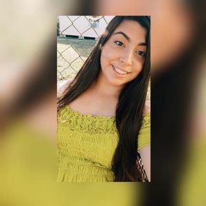 Meet your Posher, Marisol